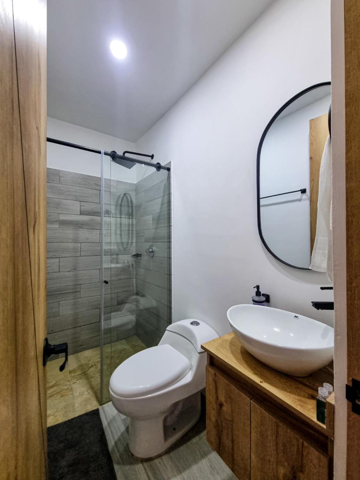 اباغويه Hotel Station 23 الغرفة الصورة